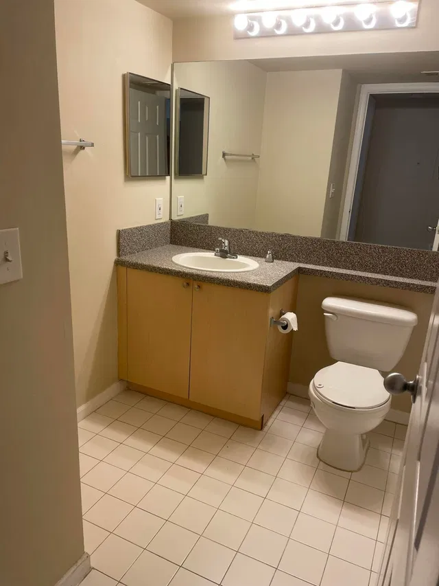 Unit 7-103 photo 24