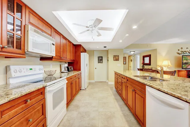 Unit 9202 photo 7