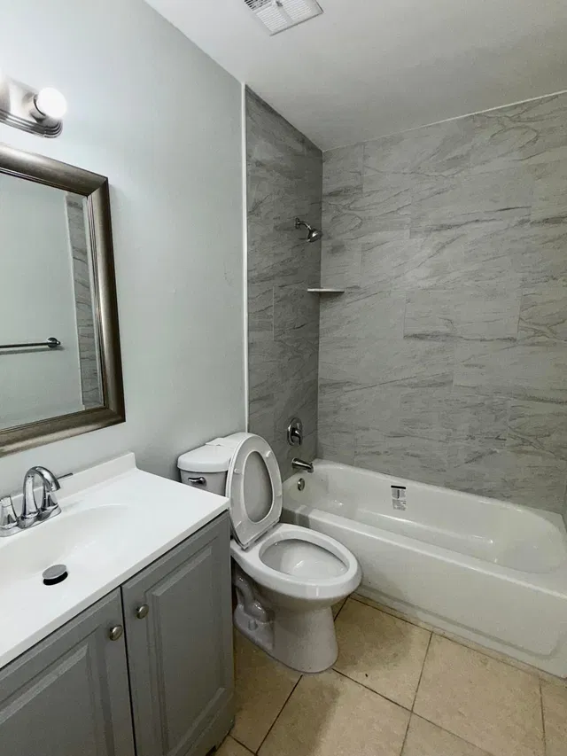Residence photo 2