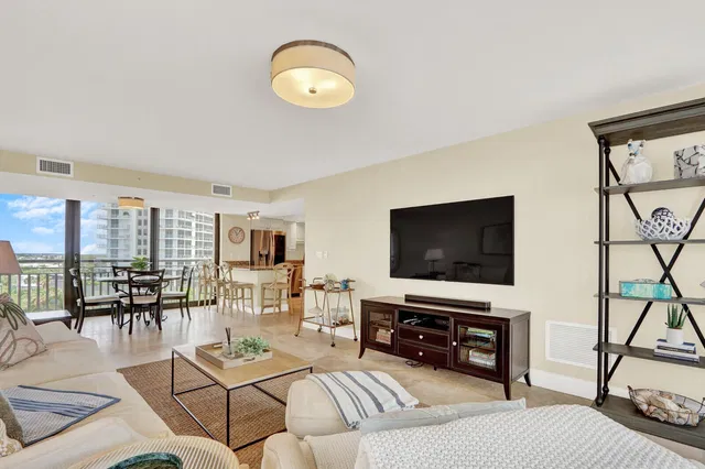 Tiara Singer Island Unit 7h photo 4