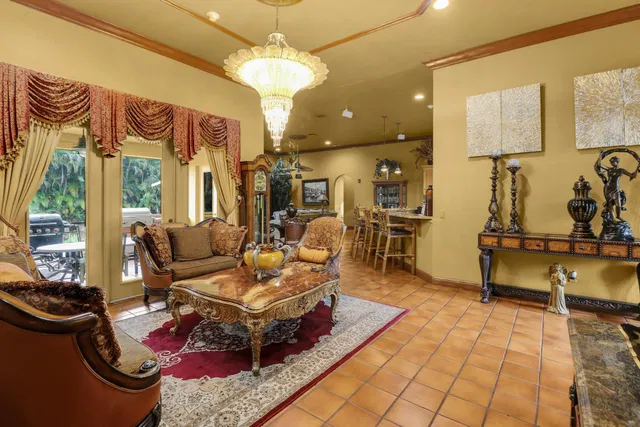  Residence photo 5