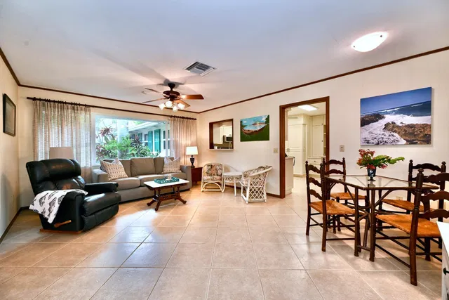 SoSo West Palm Beach Residence photo 27