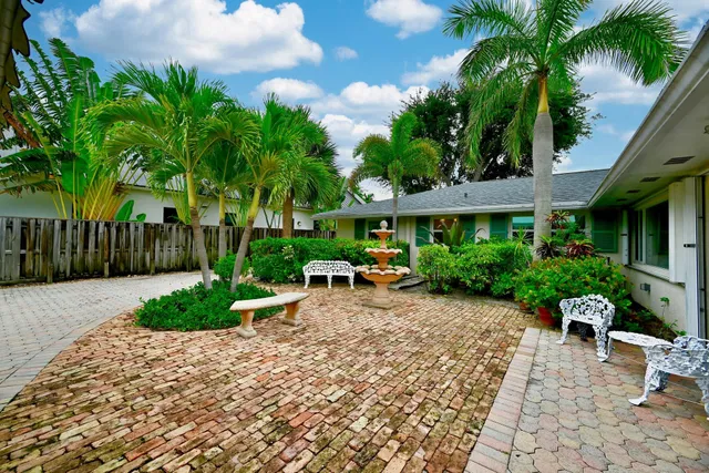 SoSo West Palm Beach Residence photo 32