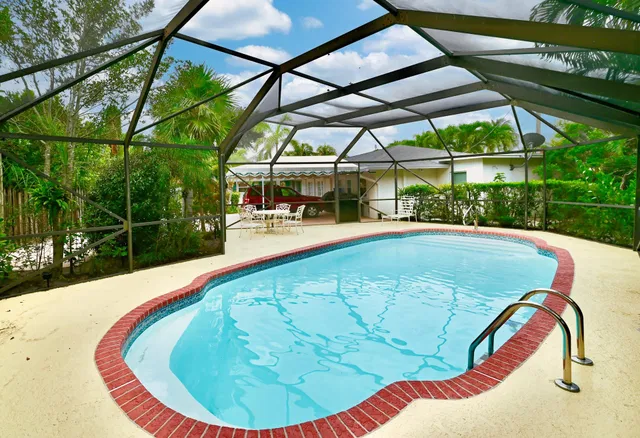 SoSo West Palm Beach Residence photo 35