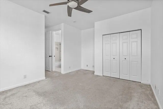 Residence photo 53
