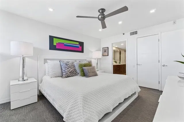  Unit D603 photo 12