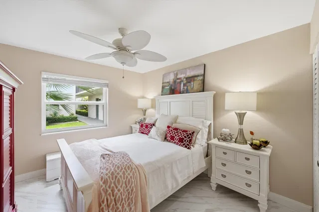 Residence photo 14
