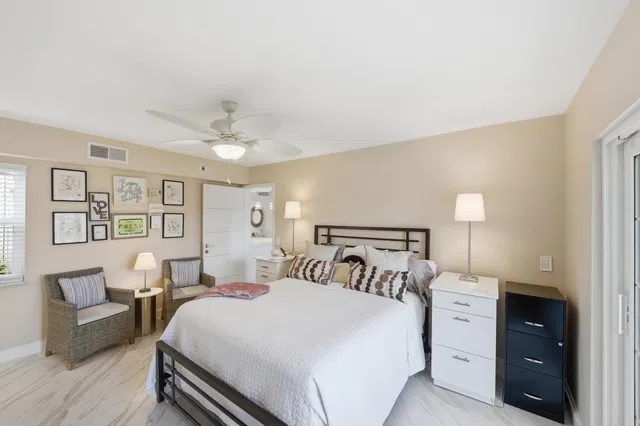Residence photo 22