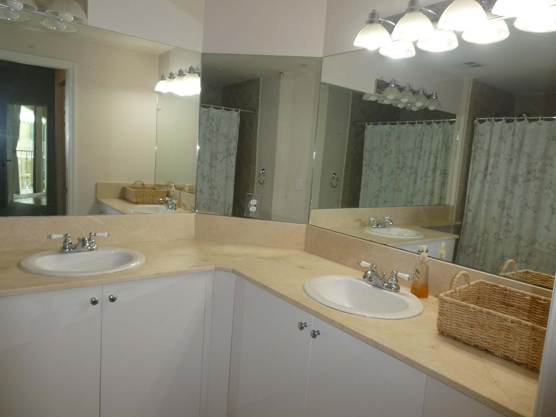 Windward Bay Lantana Unit 211 photo 13