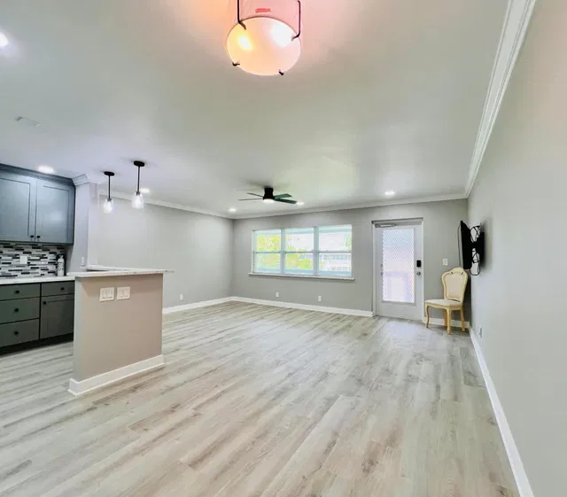 Residence photo 4