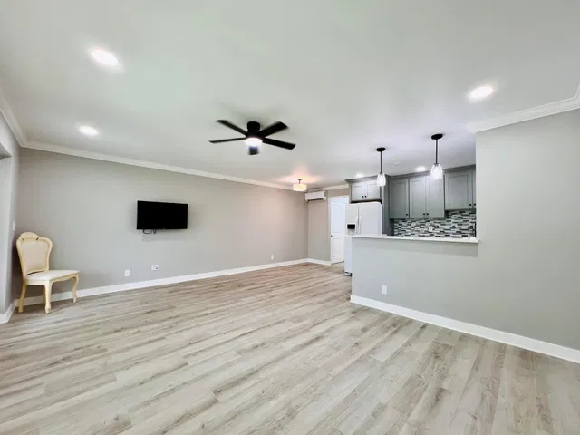 Residence photo 5