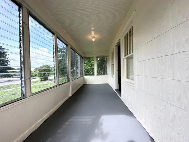 West Palm Beach Residence photo 5