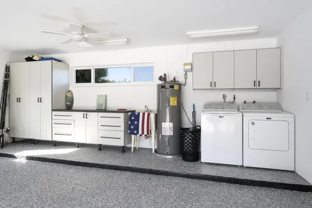 Residence photo 38