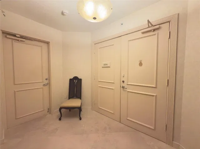 Unit 404 photo 23