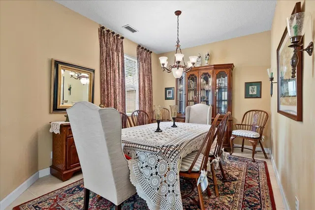 Residence photo 4