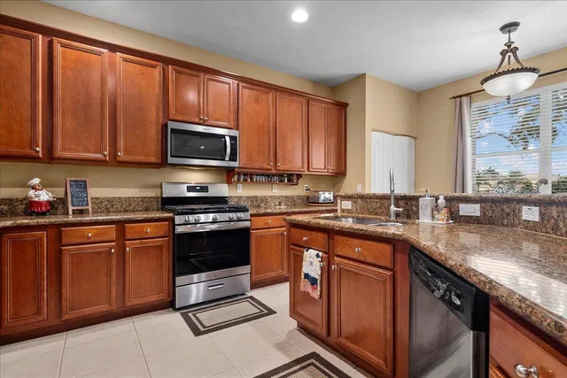 Residence photo 12