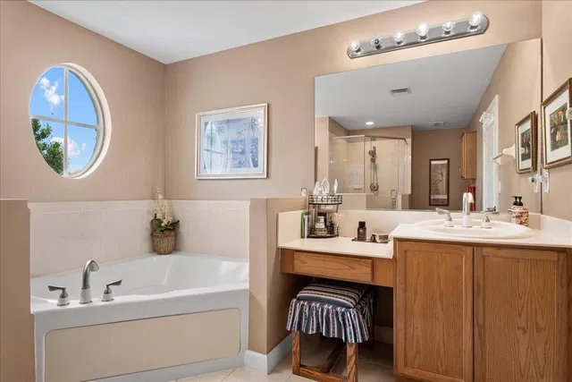 Residence photo 17