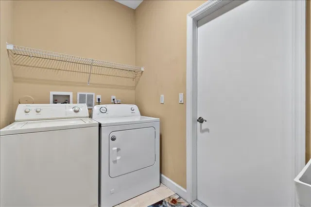 Residence photo 23