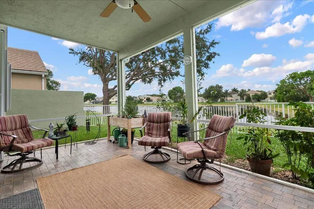 Residence photo 24