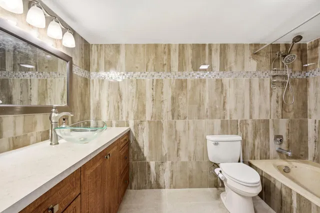 Unit 103 photo 15