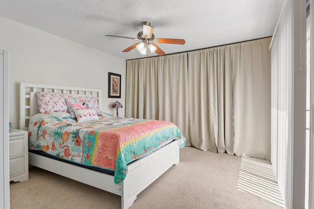 Residence photo 14