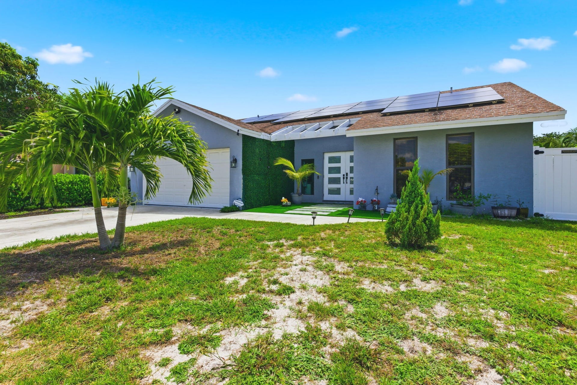 Residence photo 5