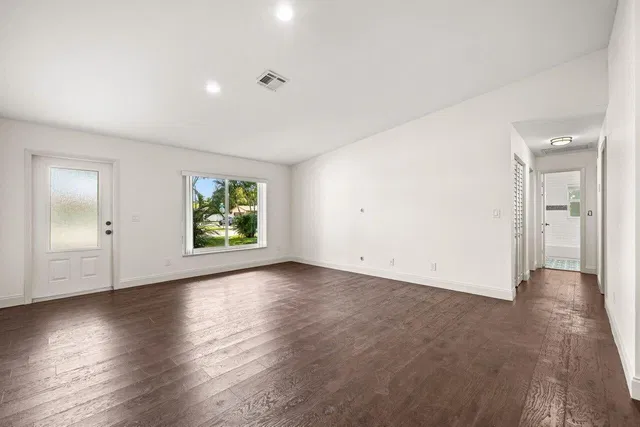Residence photo 5