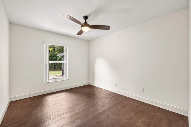 Residence photo 18