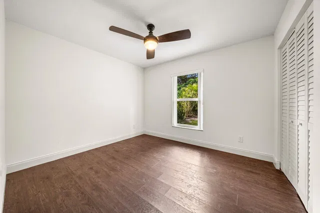Residence photo 20