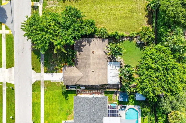 Residence photo 36