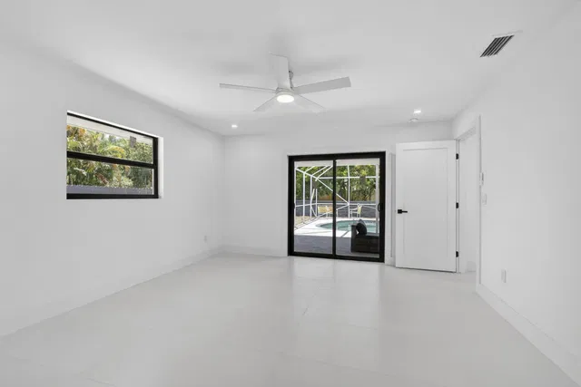 Residence photo 27