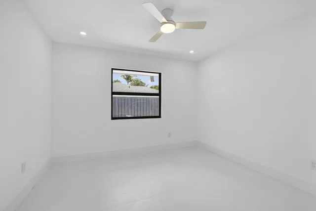 Residence photo 35
