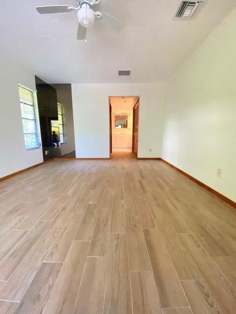 Residence photo 9