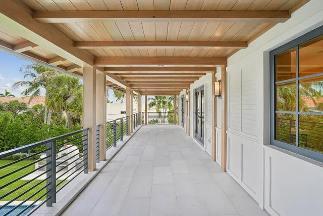 West Palm Beach Residence photo 15
