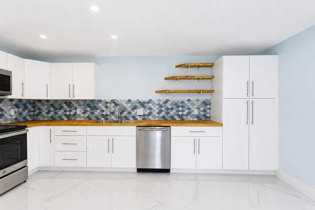  Unit A-1 photo 7
