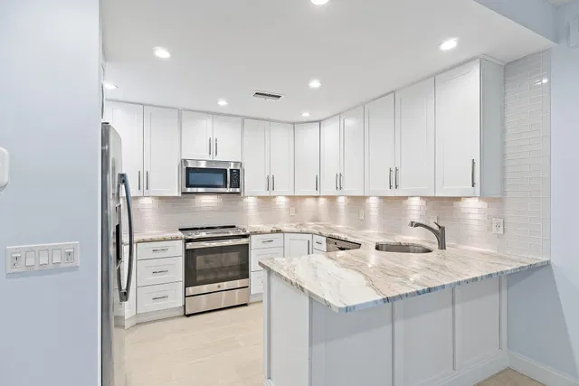 Residence photo 11