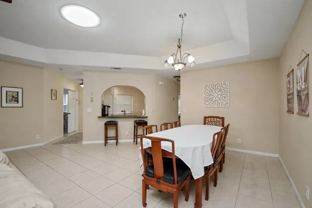 Residence photo 10