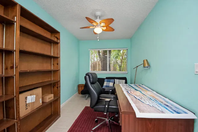 Residence photo 29