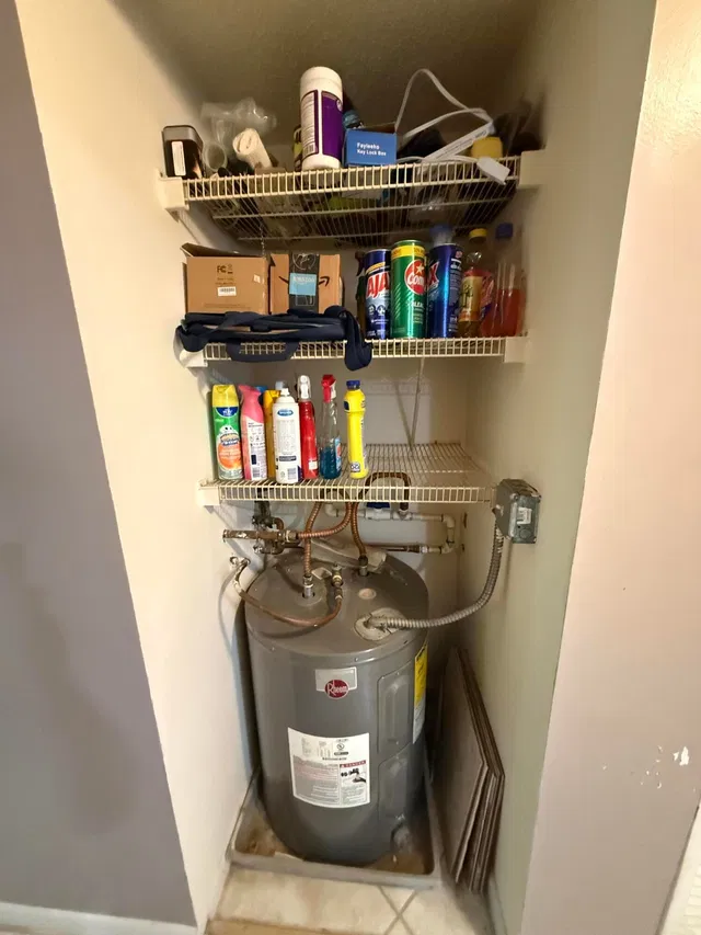 Unit 407 photo 13