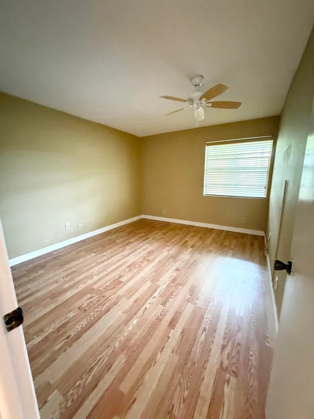 Residence photo 8