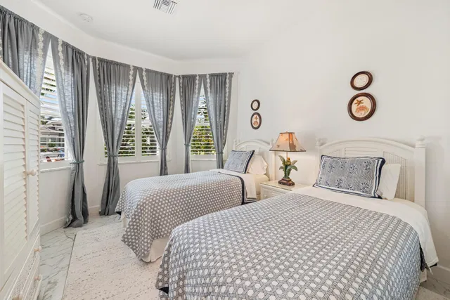  Residence photo 31