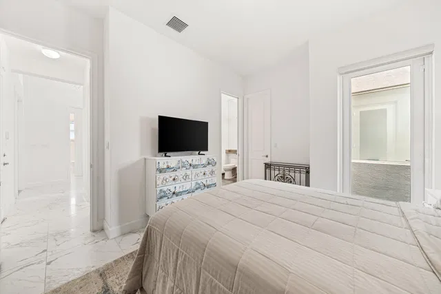  Residence photo 34