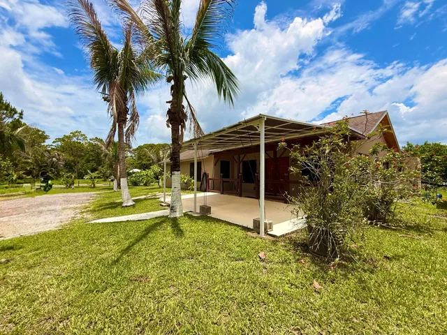 Residence photo 9