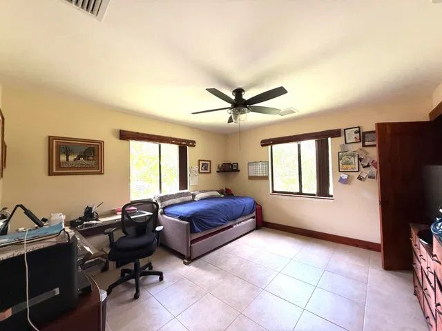 Residence photo 21
