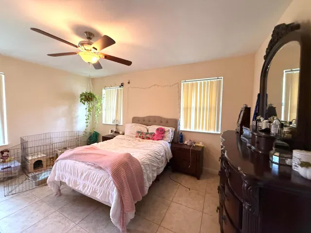 Residence photo 44