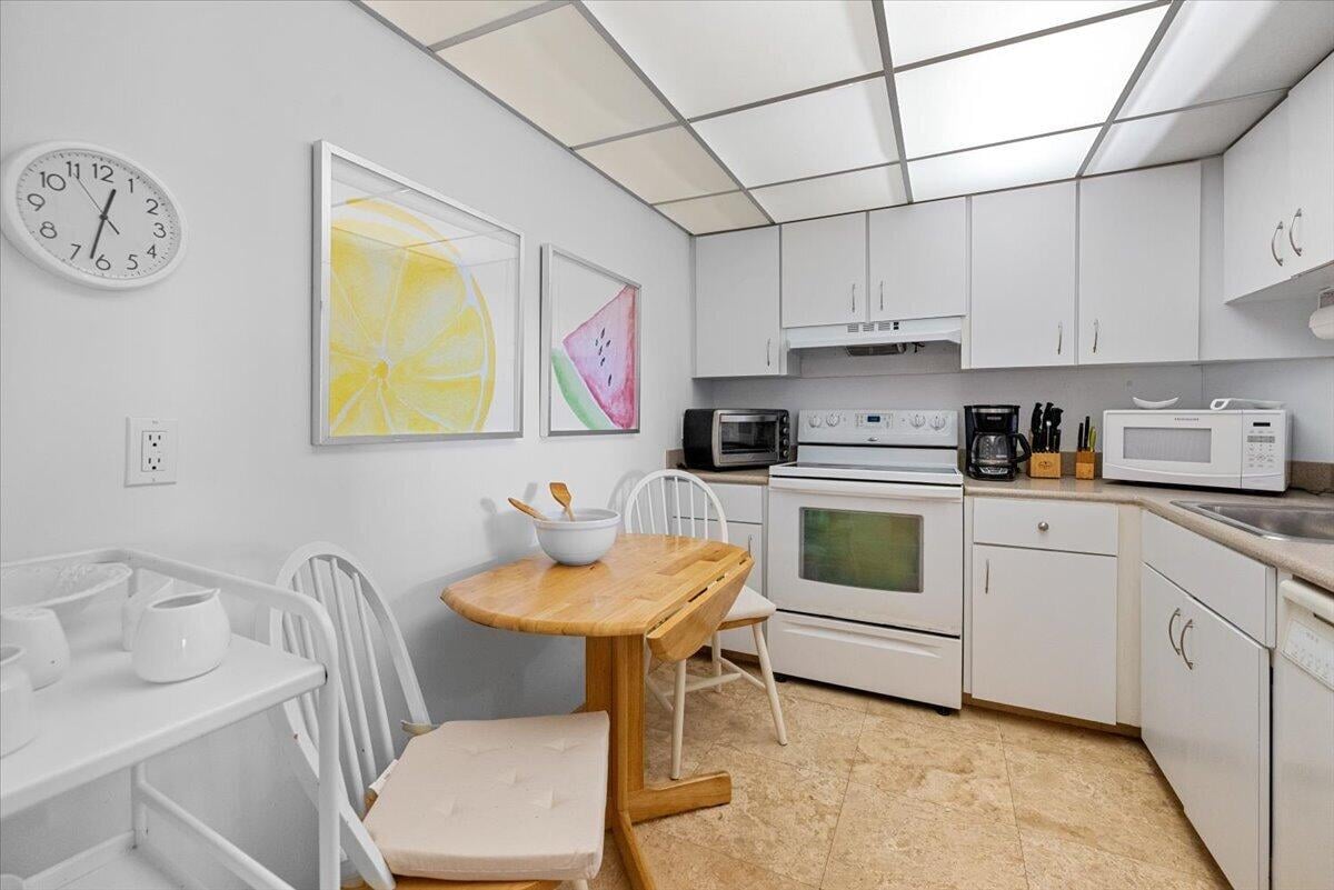 3912 S Ocean Highland Beach Unit 1211 photo 31