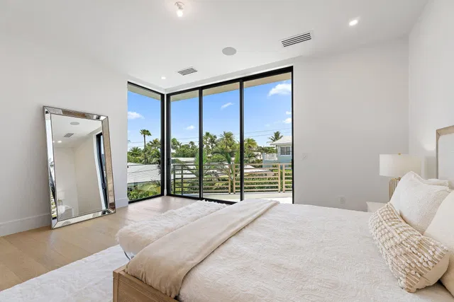 Residence photo 26