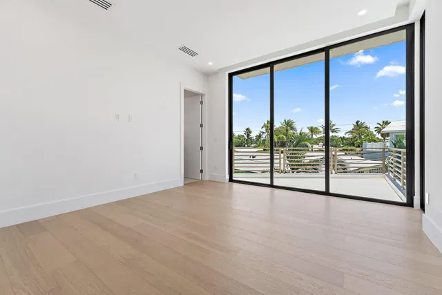 Residence photo 29