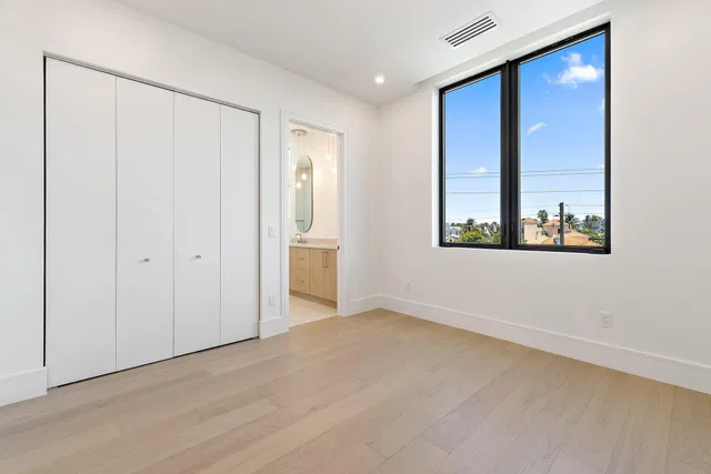 Residence photo 31