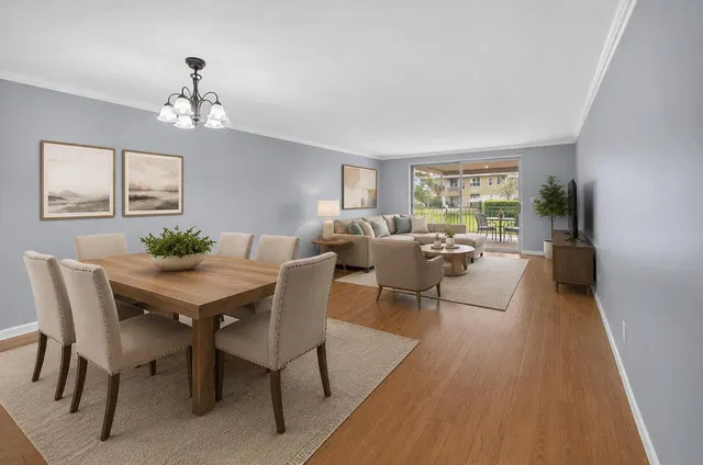 Unit 2080 photo 2